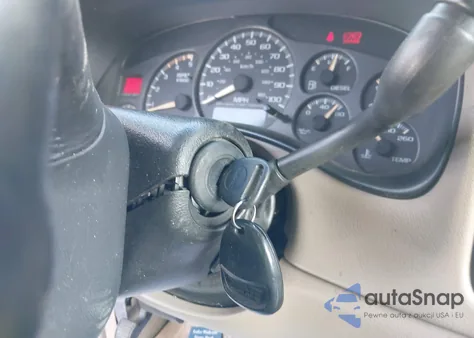 2002 GMC Sierra 2500Hd Sle z USA, uszkodzony, nr VIN 1GTHC29162E133711